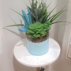 MODERN MID-CENTURY POTTED PLANT DECOR